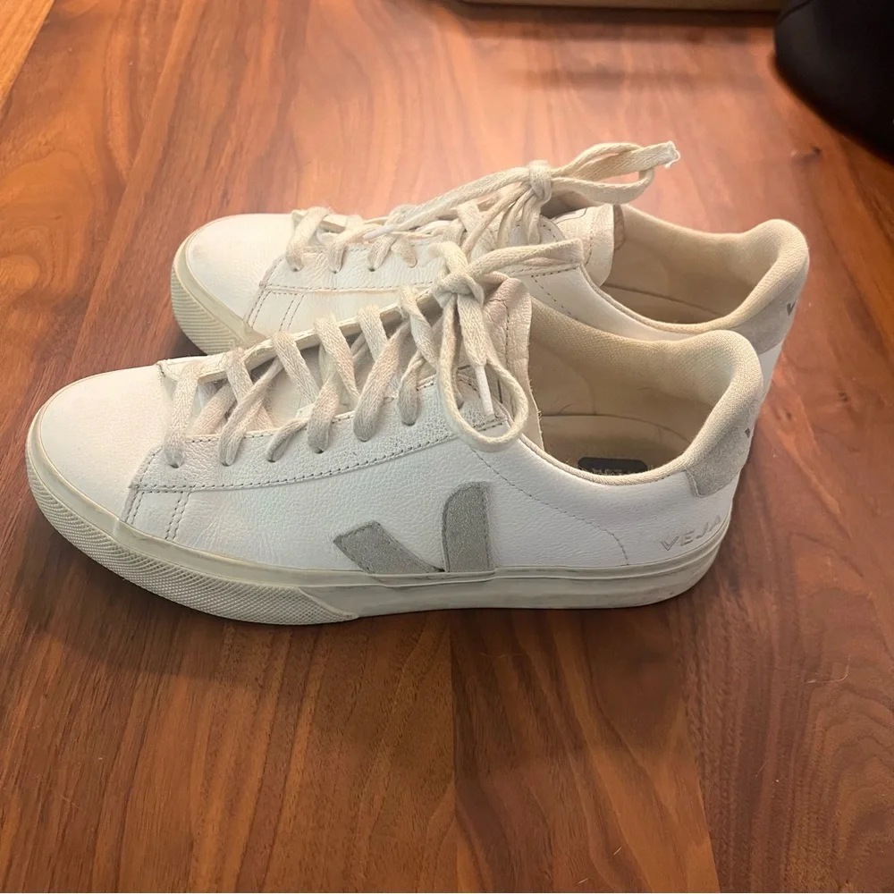 Veja Women's Campo Sneakers 8 - Picture 7 of 8